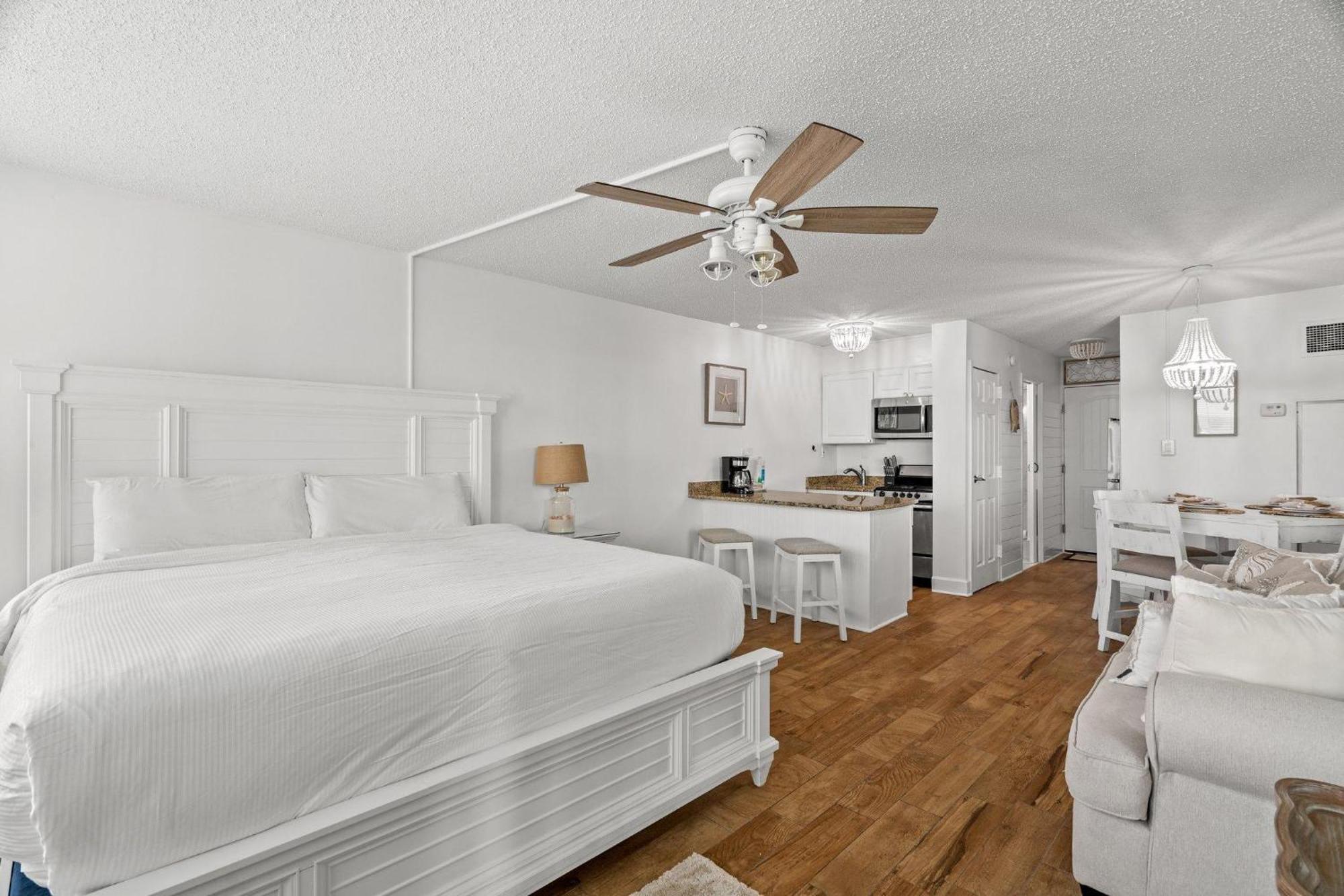 Apartment Of The Gulf 213